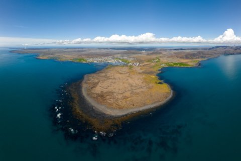 Mynd: Séð yfir Hópsnes og Grindavík
