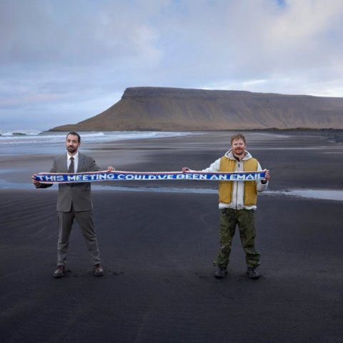 visit_iceland_final_01_medium.jpg