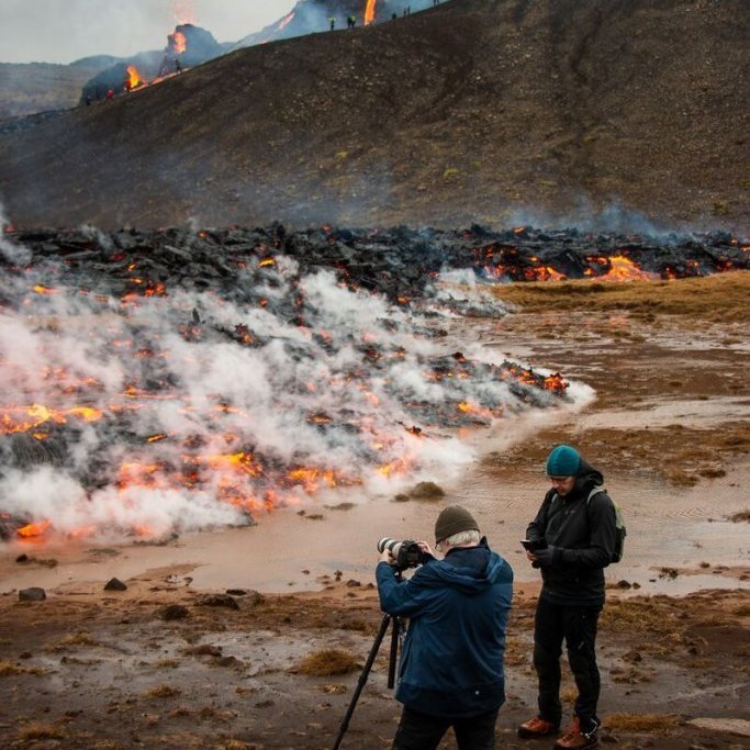 large-eldgos-geldingadalir-2021-11