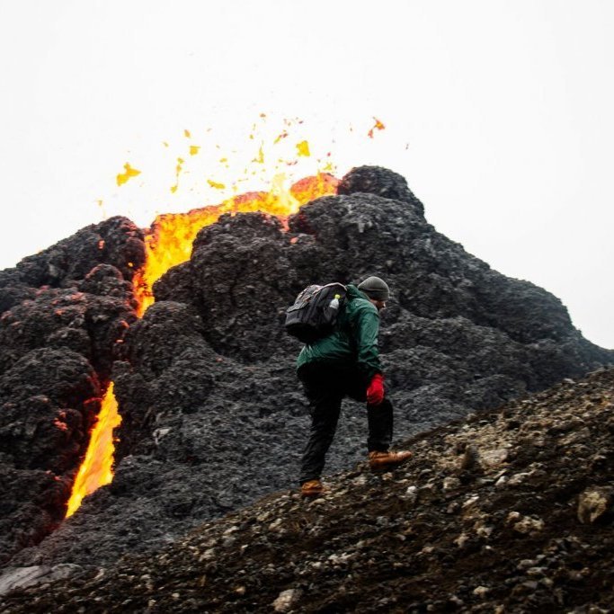 large-eldgos-geldingadalir-2021-12