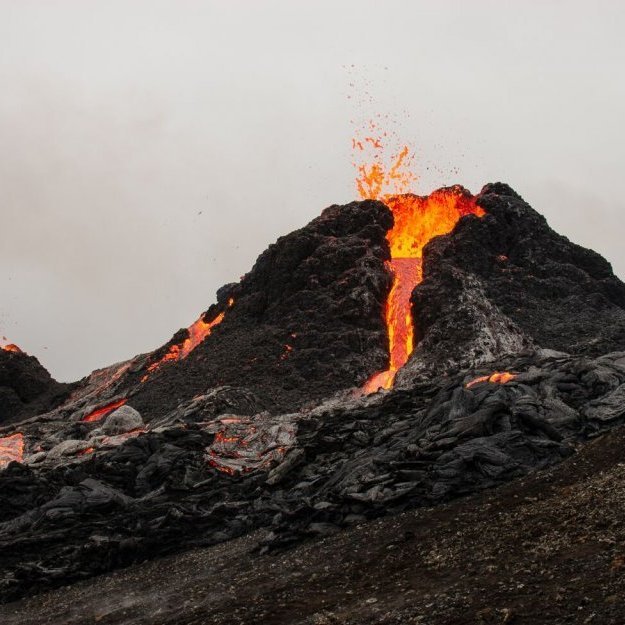 large-eldgos-geldingadalir-2021-4