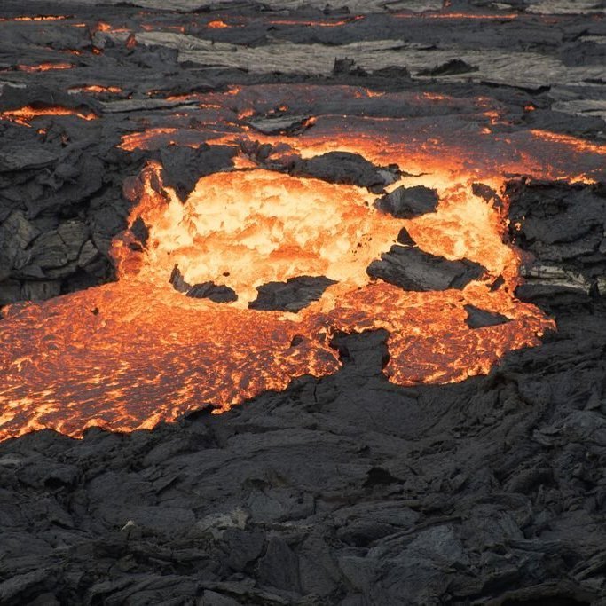 medium-eldgos_geldingadalir_27_03_2021-09