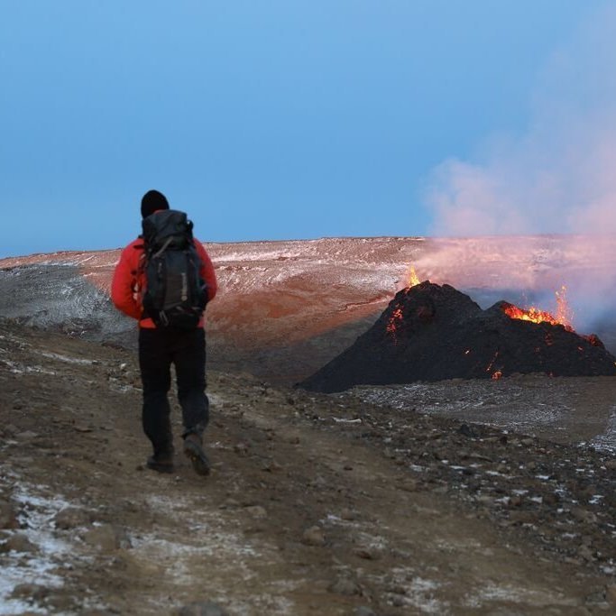 medium-eldgos_geldingadalir_27_03_2021-12