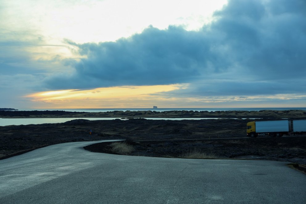 Nesvegur er opinn en þar er aðgengi að mörgum helstu ferðamannastöðum á Reykjanesi.