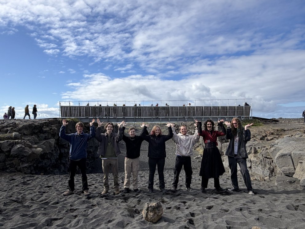 Frá ferð hópanna um Reykjanesið í liðinni viku.