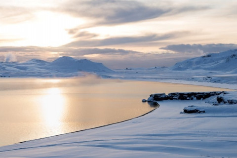 The lake Kleifarvatn in December 2015 @ArnarHaf